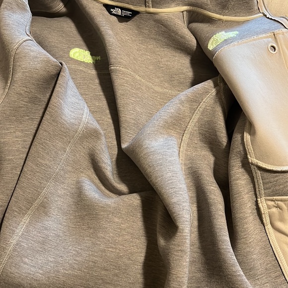 The North Face Jacket - Picture 5 of 7